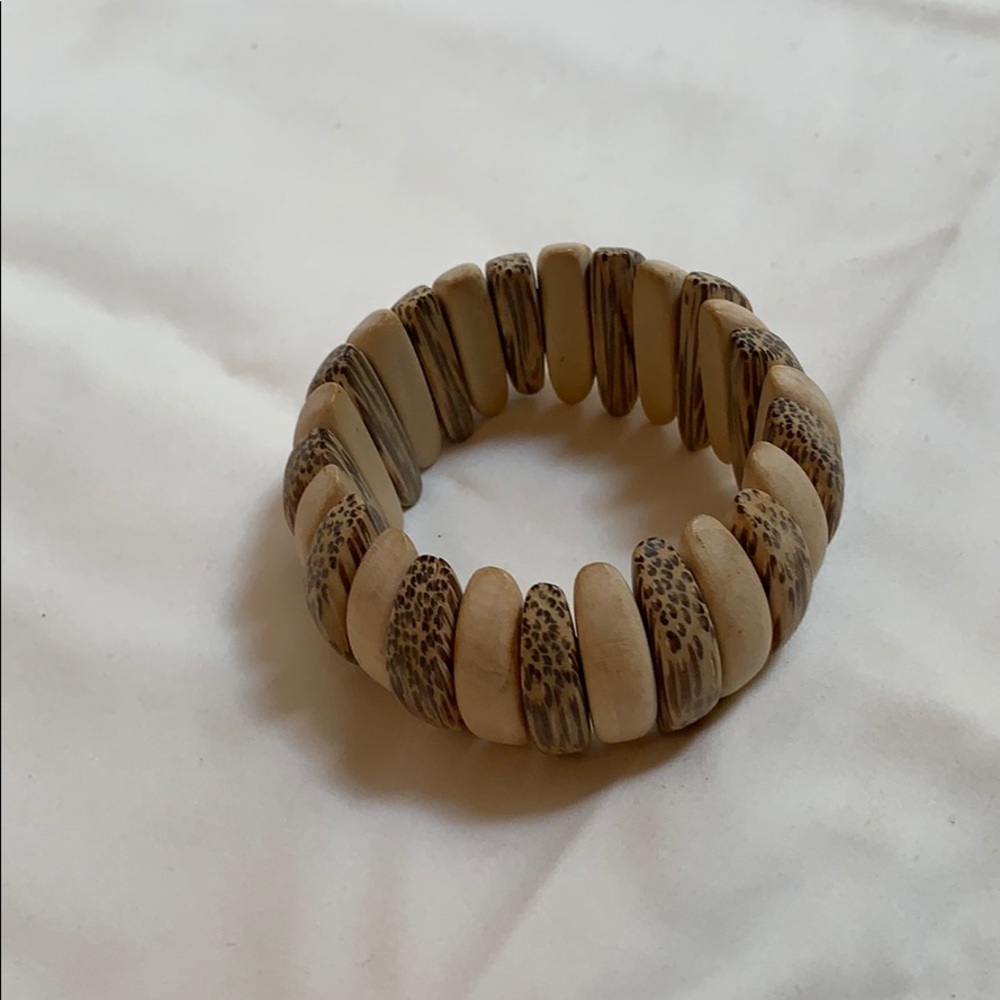 Cream printed wooden bead bracelet